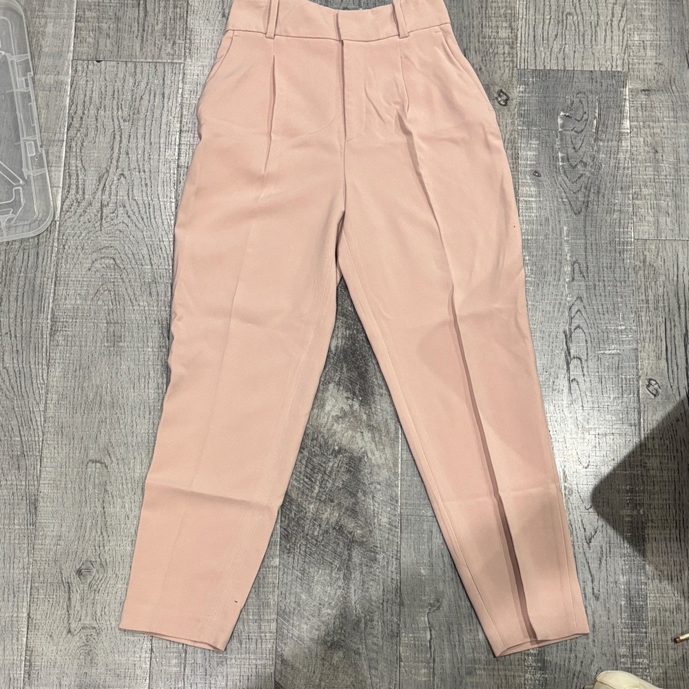 Zara beige pants size Small